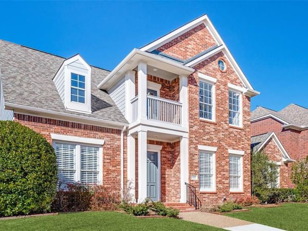 1727 E Branch Hollow Drive, Carrollton, TX 75007