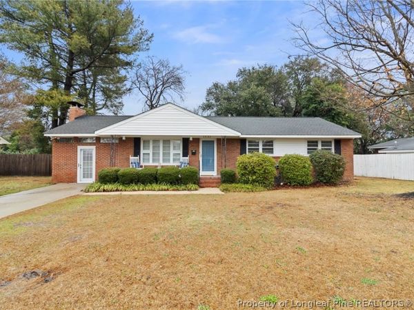 1521 Berkshire Road, Fayetteville, NC 28304