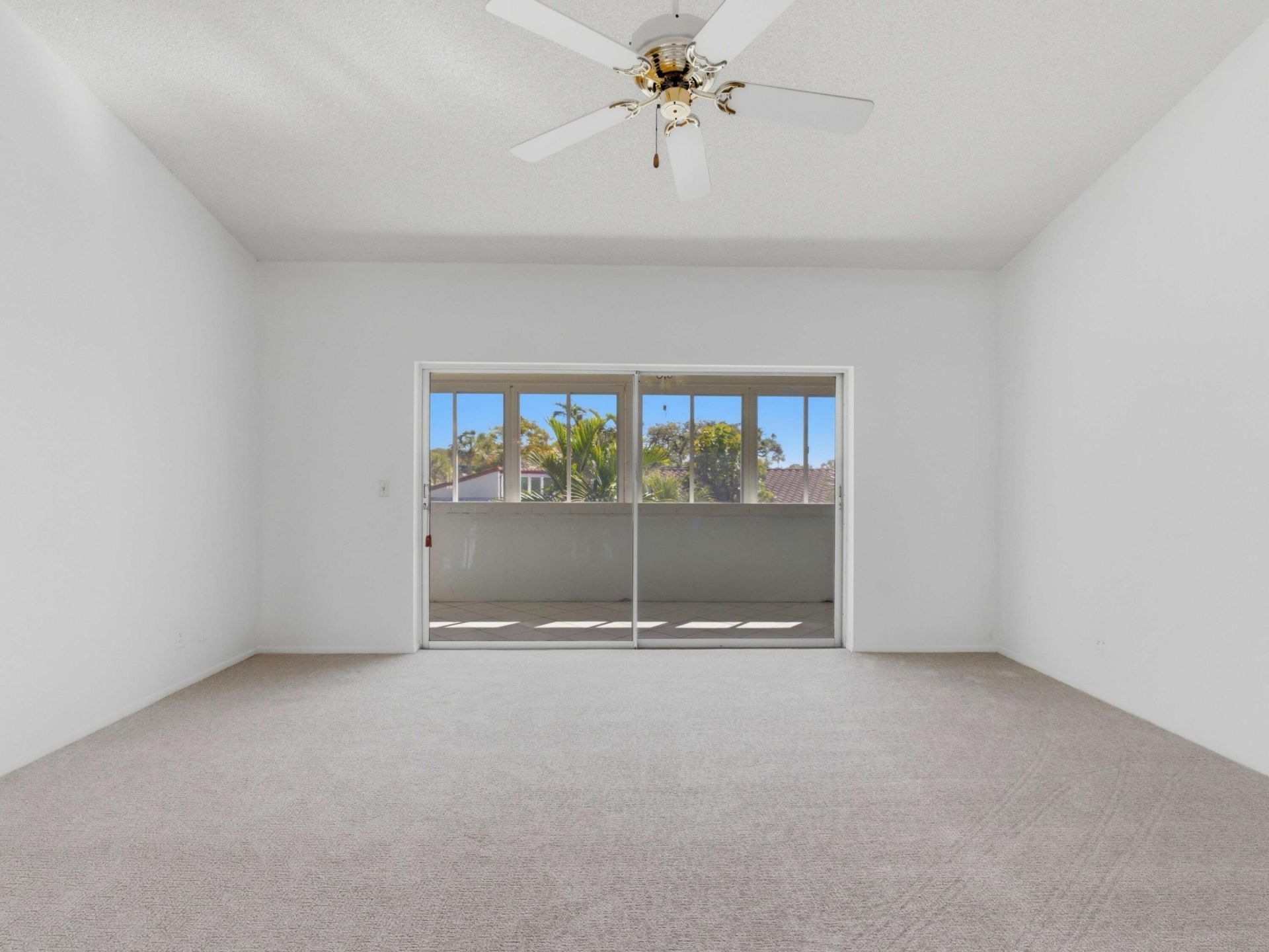 2580 Boundbrook Boulevard, Unit 202, Palm Springs, FL 33406 Photo