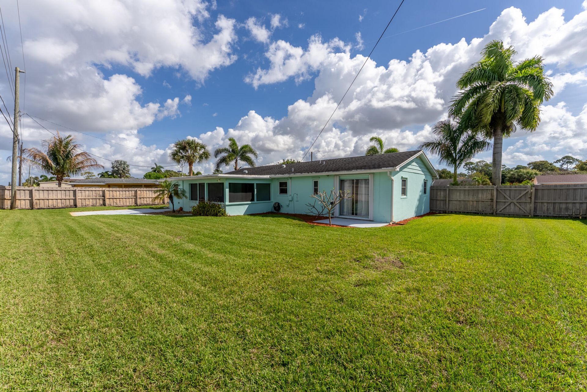 1061 Pineway Drive, Haverhill, FL 33417 Photo