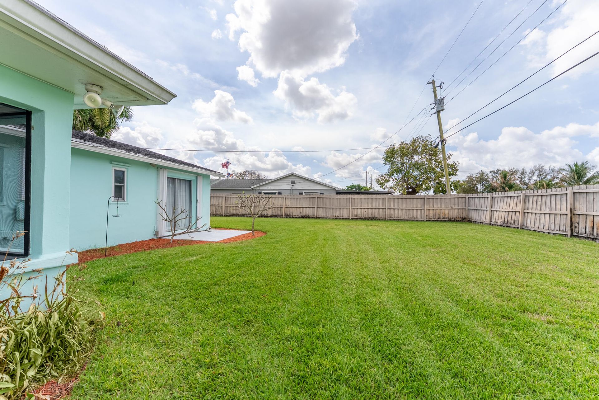 1061 Pineway Drive, Haverhill, FL 33417 Photo