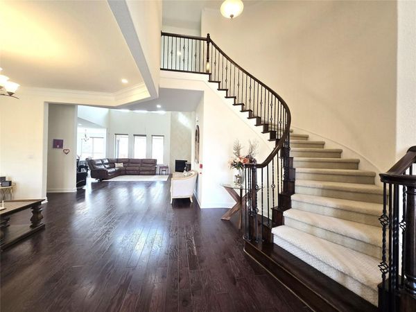 2900 Zoysia DR, Leander, TX 78641