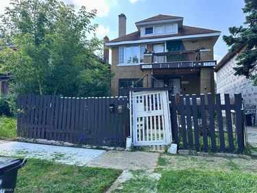 2505 W Buena Vista Street , Detroit, MI 48238