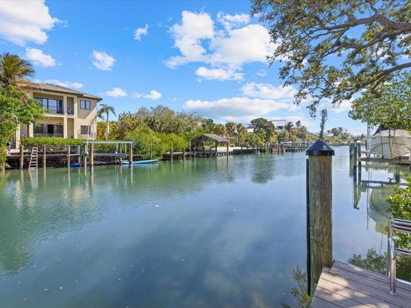 5045 OXFORD DRIVE, SARASOTA, FL 34242