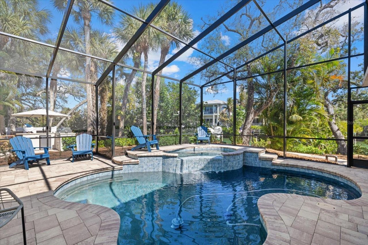 5045 Oxford Drive, Sarasota, FL 34242 Photo