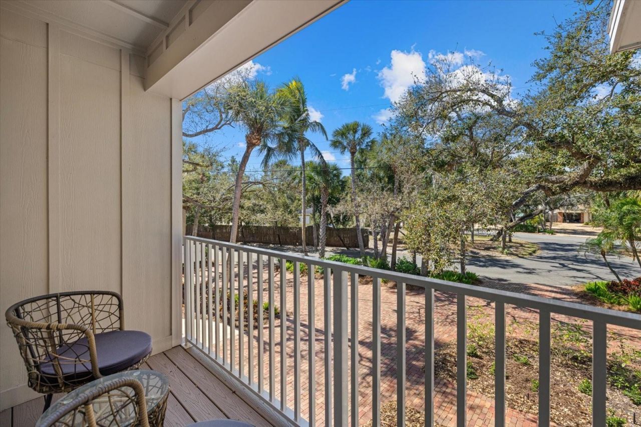 5045 Oxford Drive, Sarasota, FL 34242 Photo