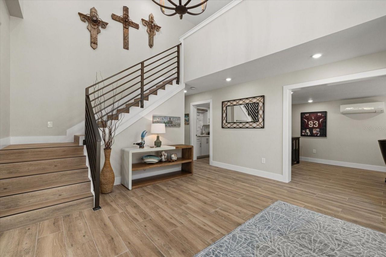 5045 Oxford Drive, Sarasota, FL 34242 Photo