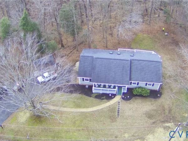 14600 Ramblewood Drive, Chester, VA 23836