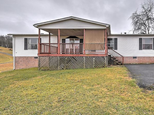 549 Pleasant Grove Road, Bluff City, TN 37618