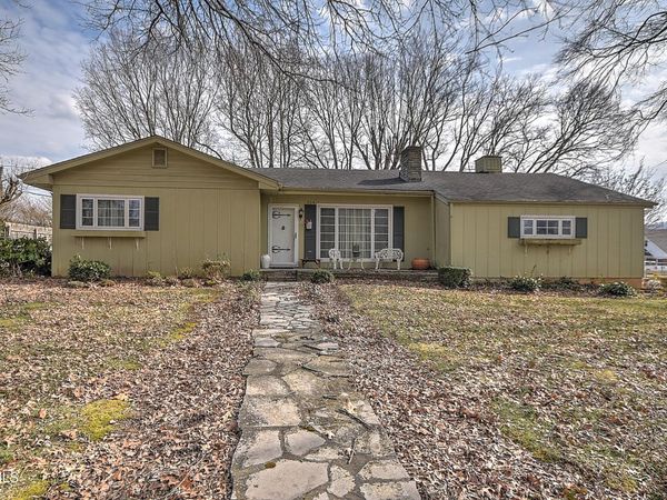 204 Exeter Lane, Blountville, TN 37617