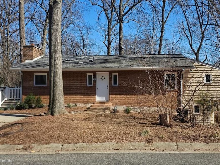 8 Lakeside Drive, Greenbelt, MD 20770 Main Photo