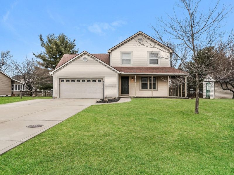 9656 Meadow Wood Drive, Pickerington, OH 43147 Photo 1