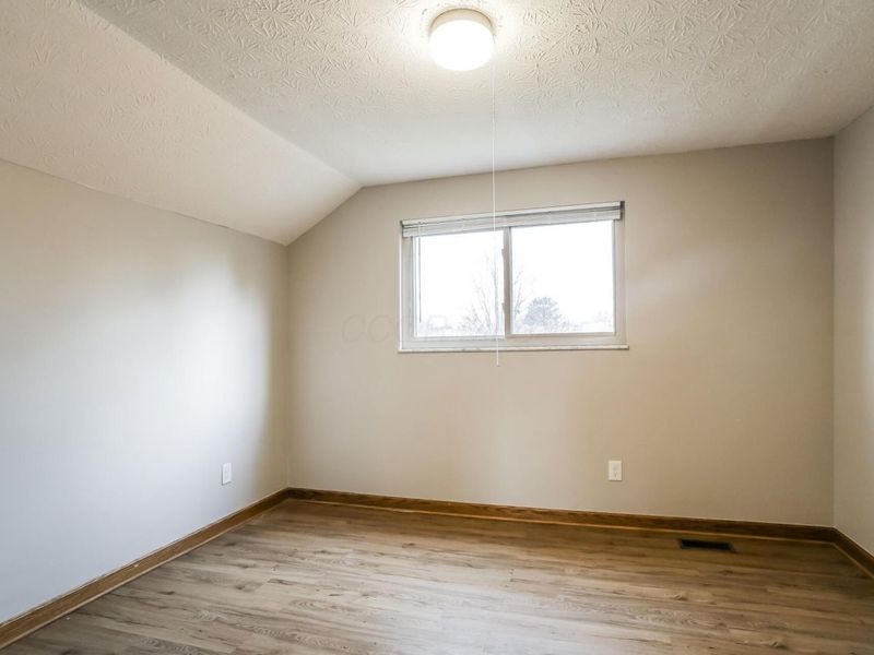 9656 Meadow Wood Drive, Pickerington, OH 43147 Photo 14