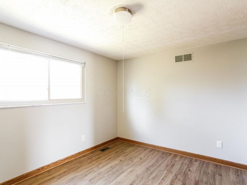 9656 Meadow Wood Drive, Pickerington, OH 43147 Photo 16