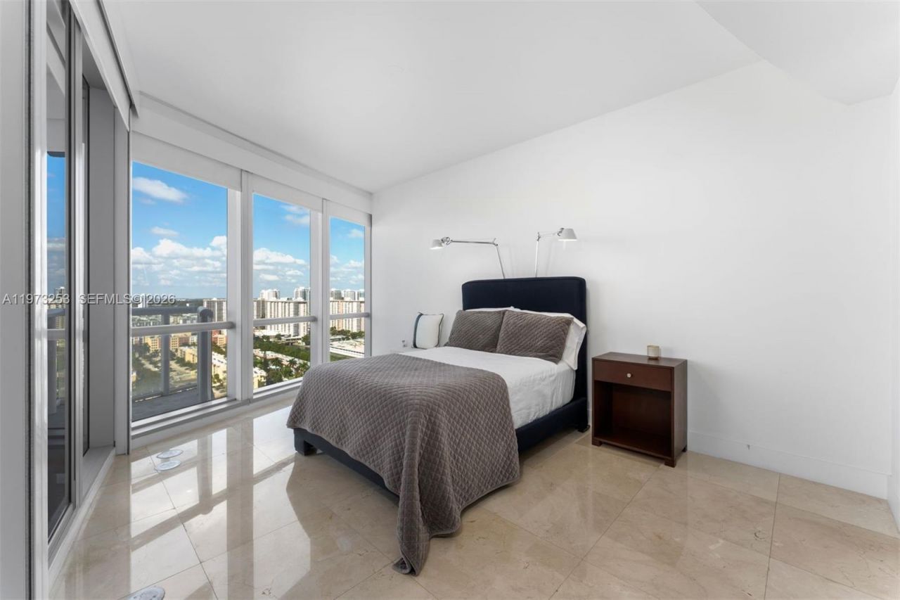 17121 Collins Ave , Unit 2405, Sunny Isles Beach, FL 33160 Photo