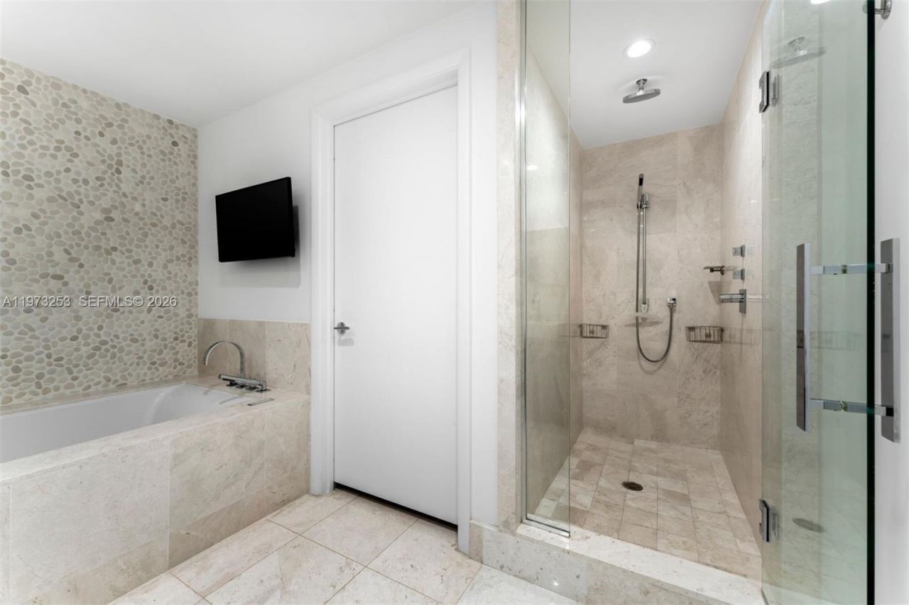 17121 Collins Ave , Unit 2405, Sunny Isles Beach, FL 33160 Photo