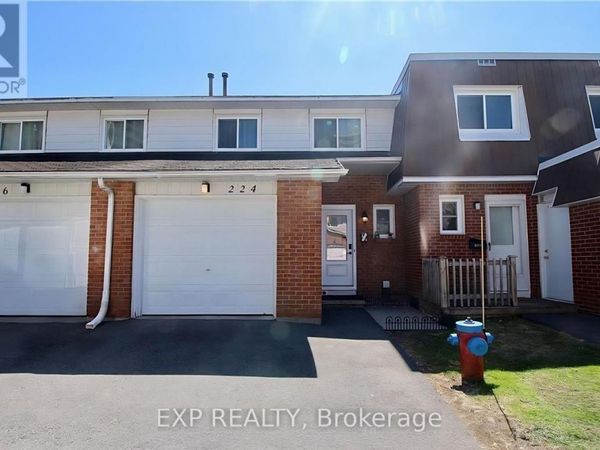 224 Romulus Private, Unit 81, Ottawa, ON K1K3Y2