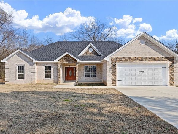 125 Rachel Circle , Russellville, AR 72802