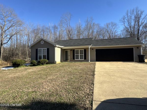 462 Juno Bargerton Road, Lexington, TN 38351