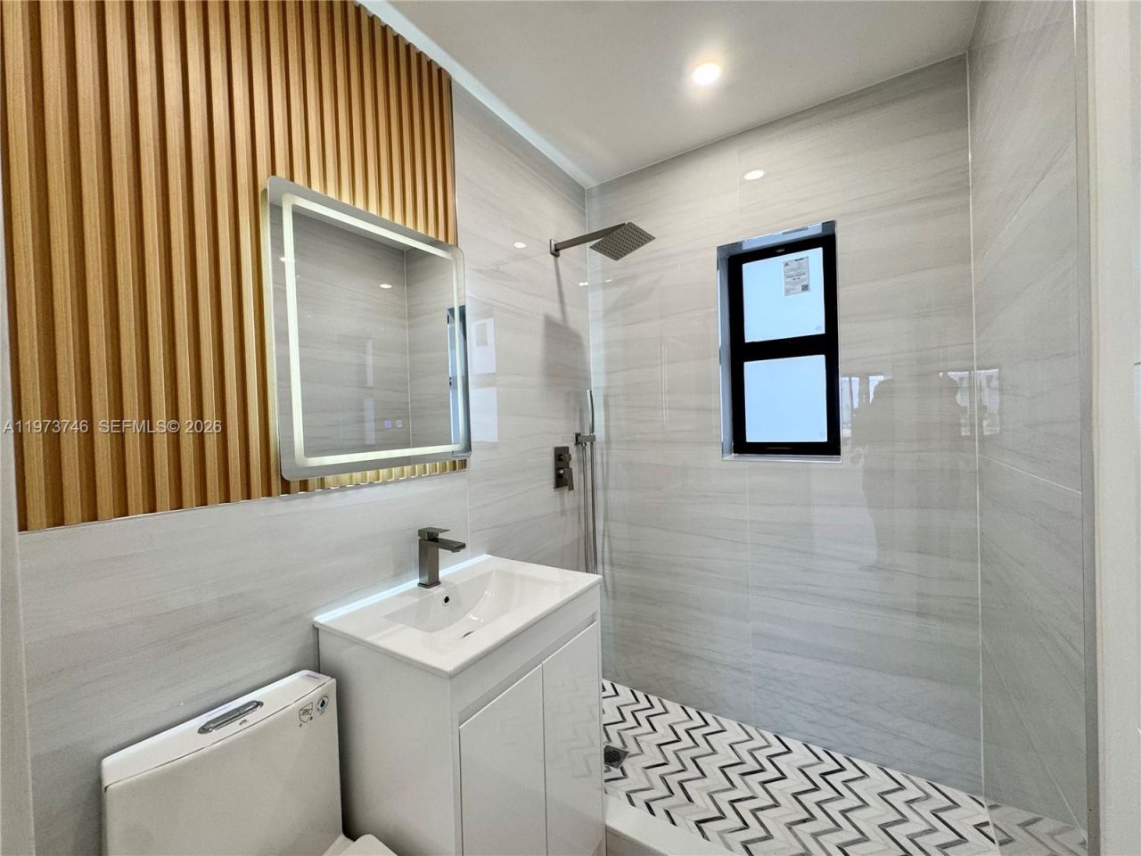 2501 NW 151st St , Miami Gardens, FL 33054 Photo