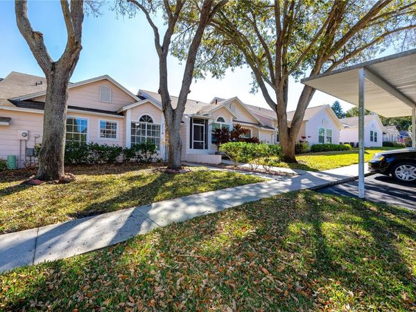 2411 BENTLEY DRIVE , Unit 2411, PALM HARBOR, FL 34684