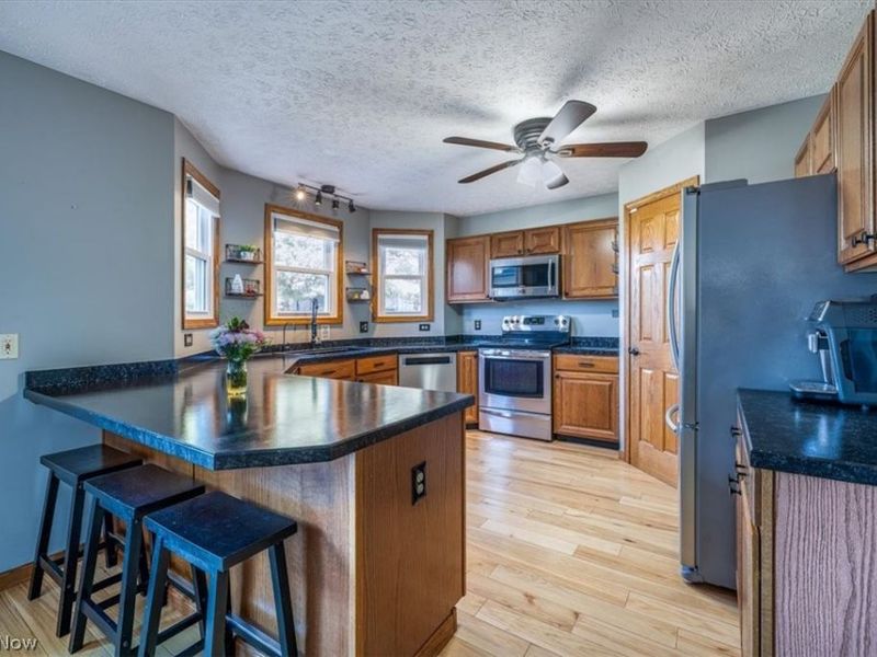 2928 S Medina Line Road, Wadsworth, OH 44281 Photo 12