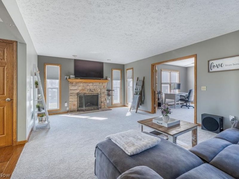 2928 S Medina Line Road, Wadsworth, OH 44281 Photo 5