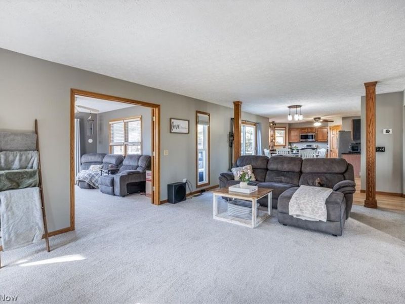 2928 S Medina Line Road, Wadsworth, OH 44281 Photo 6