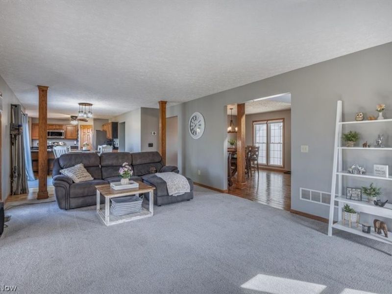 2928 S Medina Line Road, Wadsworth, OH 44281 Photo 9