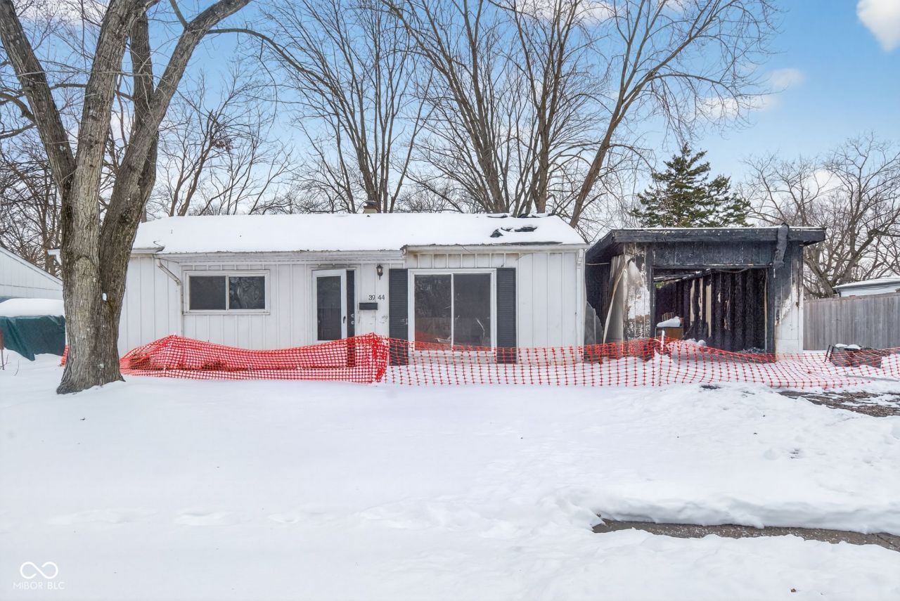 3944 N Lawndale Avenue, Indianapolis, IN 46254 Main Photo