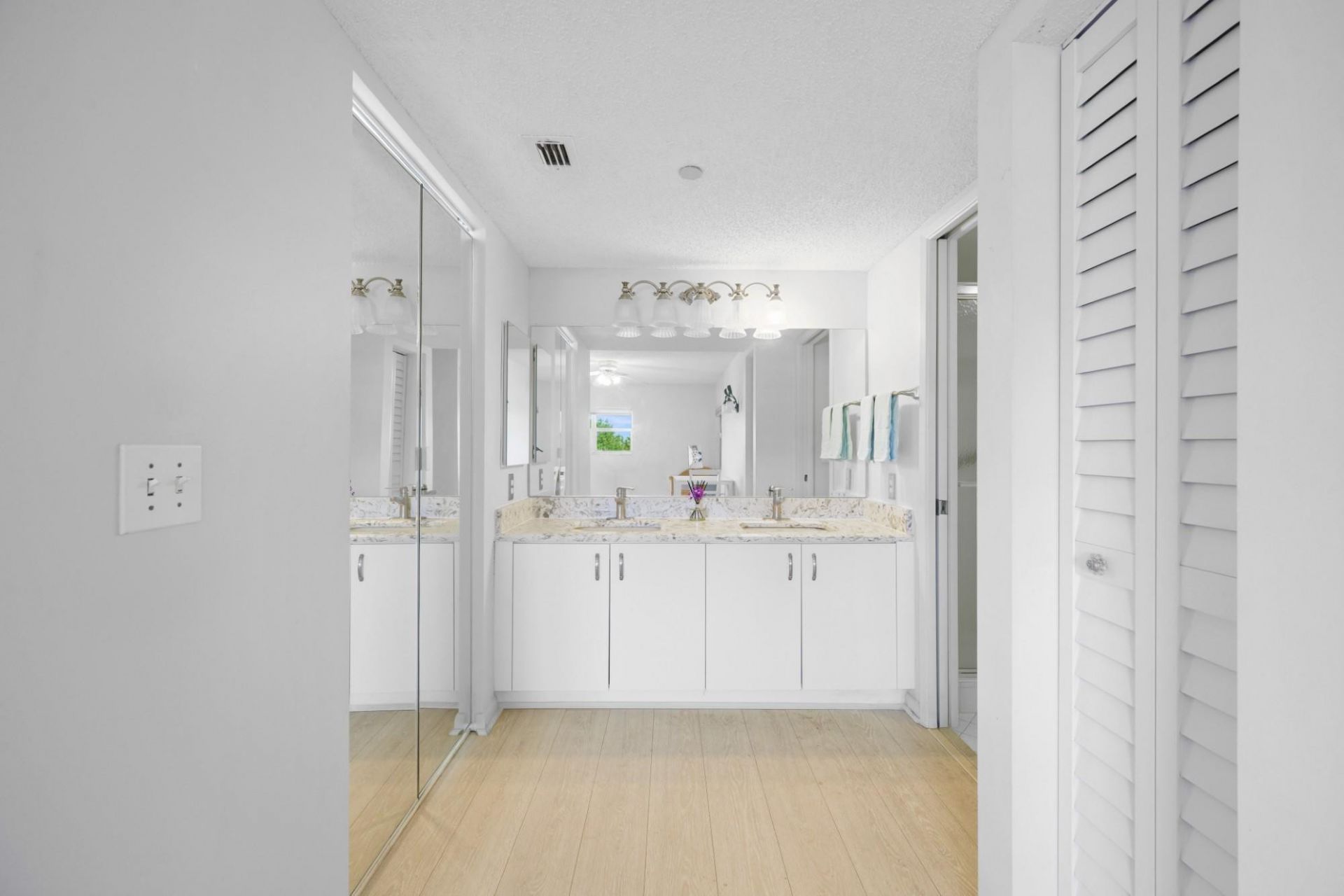 550 SW 137th Avenue, Unit 401L, Pembroke Pines, FL 33027 Photo