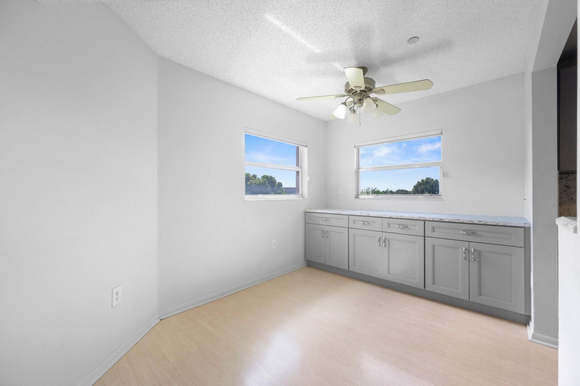 550 SW 137th Avenue, Unit 401L, Pembroke Pines, FL 33027 Photo