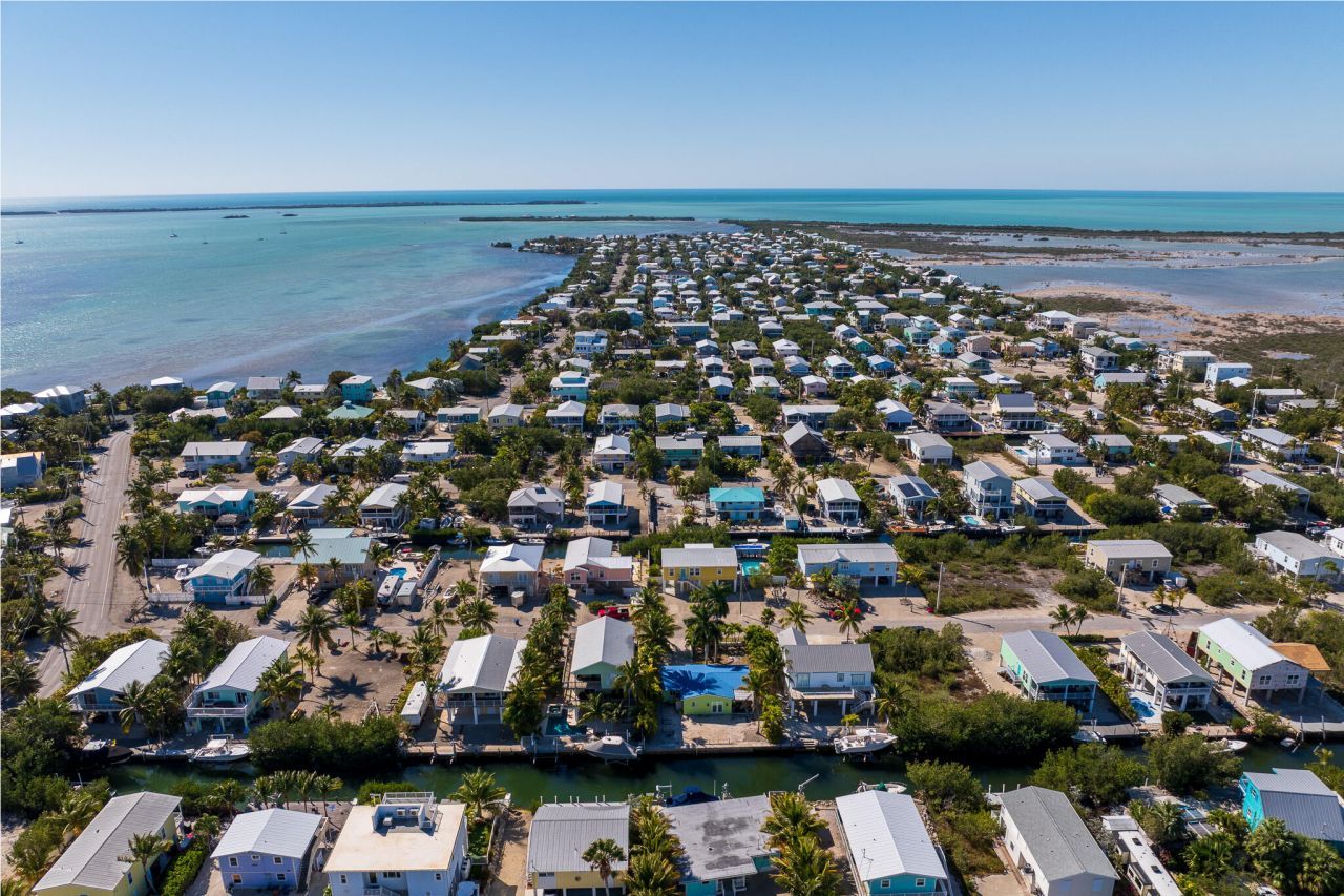 27414 Guadaloupe Lane, Ramrod, FL 33042 Photo