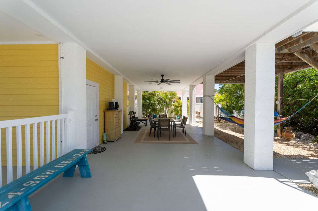 27414 Guadaloupe Lane, Ramrod, FL 33042 Photo