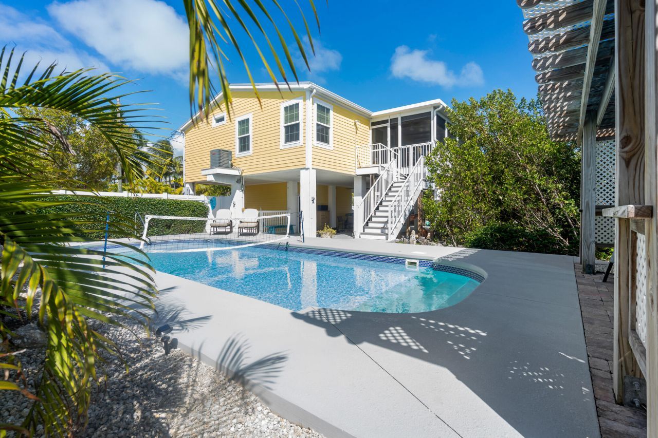 27414 Guadaloupe Lane, Ramrod, FL 33042 Photo