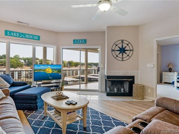277 Bristol Bay Drive , Unit 4B, Lake Ozark, MO 65049