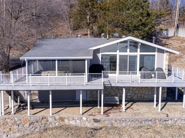 31044 Viewside Drive , Rocky Mount, MO 65072