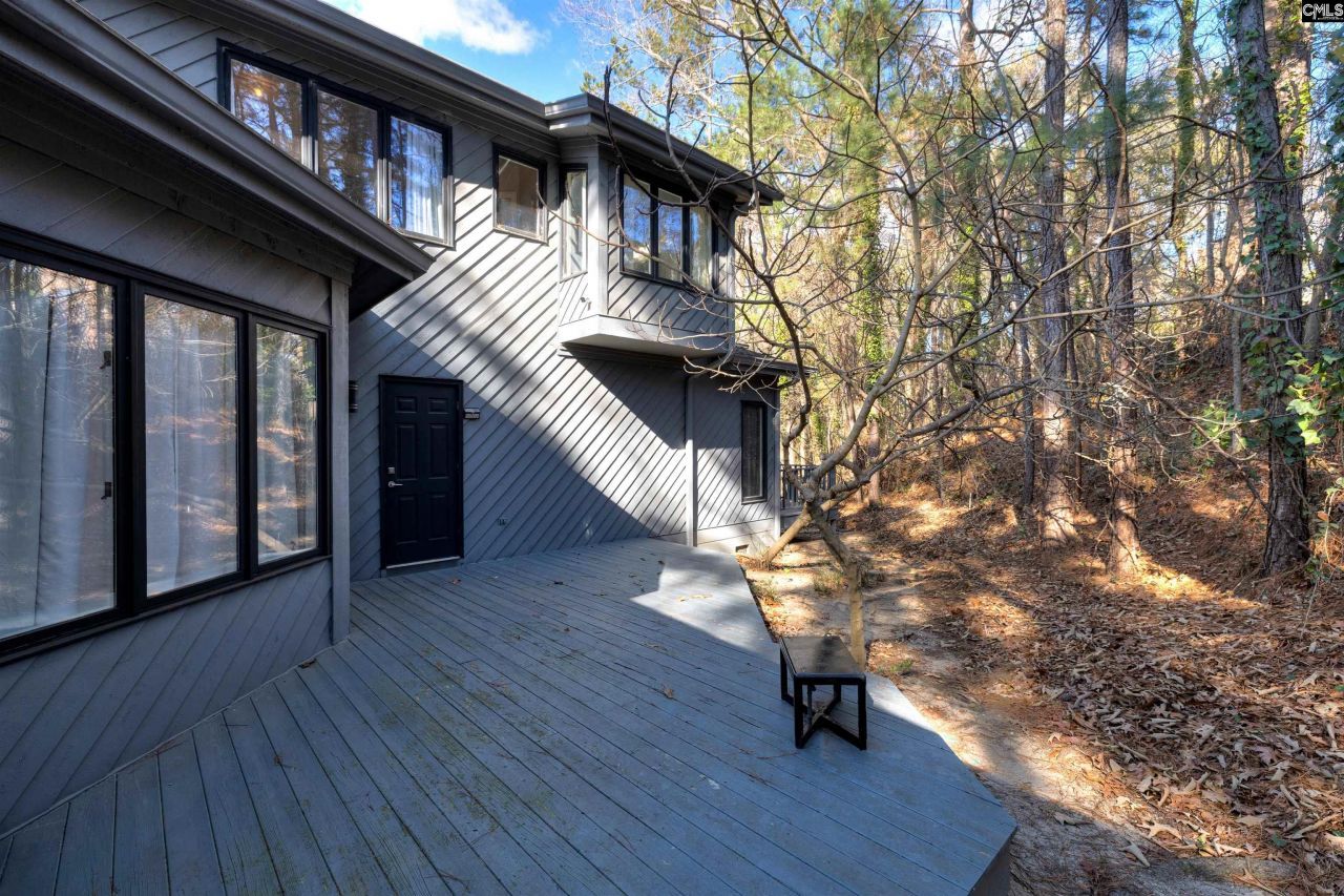 5911 Marthas Glen Road  Photo 12