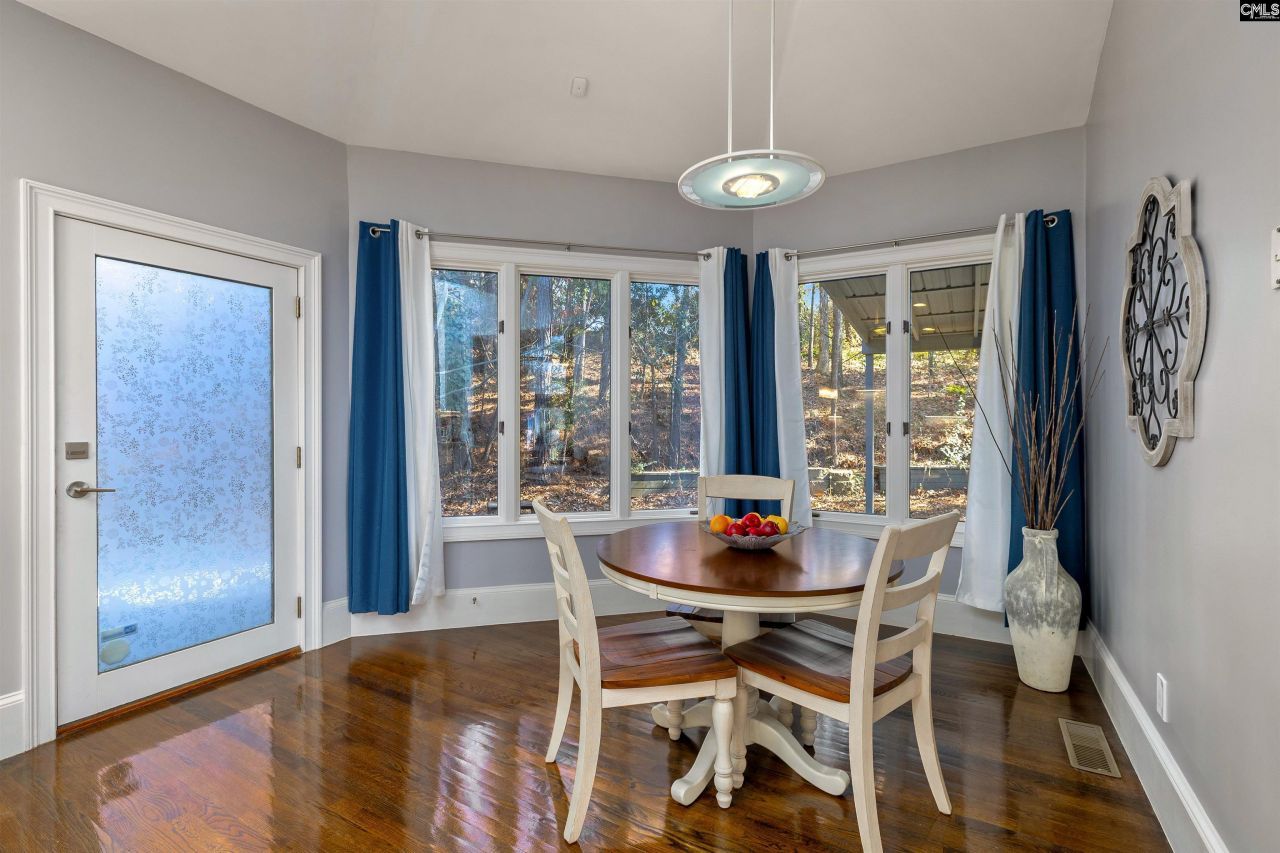 5911 Marthas Glen Road  Photo 45