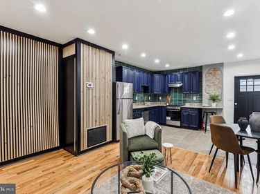 2504 E YORK STREET, PHILADELPHIA, PA 19125