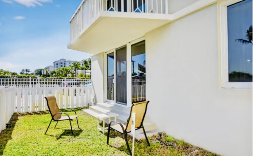 125 S Ocean Avenue, Unit 104, Palm Beach Shores, FL 33404 Photo