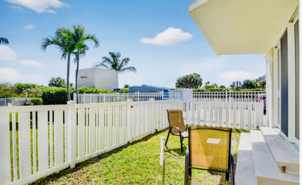 125 S Ocean Avenue, Unit 104, Palm Beach Shores, FL 33404 Photo