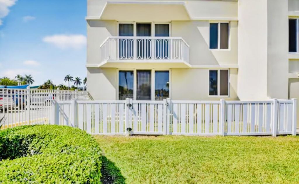 125 S Ocean Avenue, Unit 104, Palm Beach Shores, FL 33404 Photo