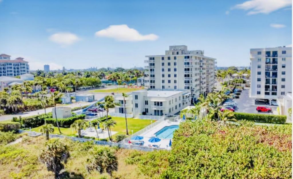 125 S Ocean Avenue, Unit 104, Palm Beach Shores, FL 33404 Photo