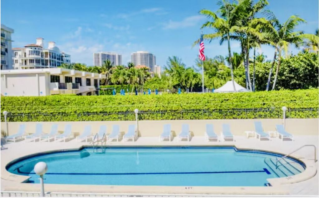 125 S Ocean Avenue, Unit 104, Palm Beach Shores, FL 33404 Photo