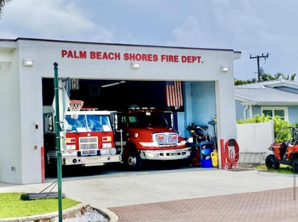 125 S Ocean Avenue, Unit 104, Palm Beach Shores, FL 33404 Photo