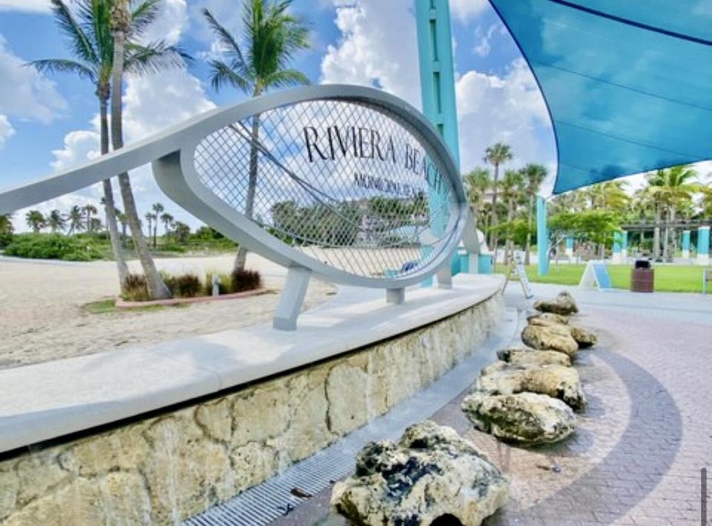 125 S Ocean Avenue, Unit 104, Palm Beach Shores, FL 33404 Photo