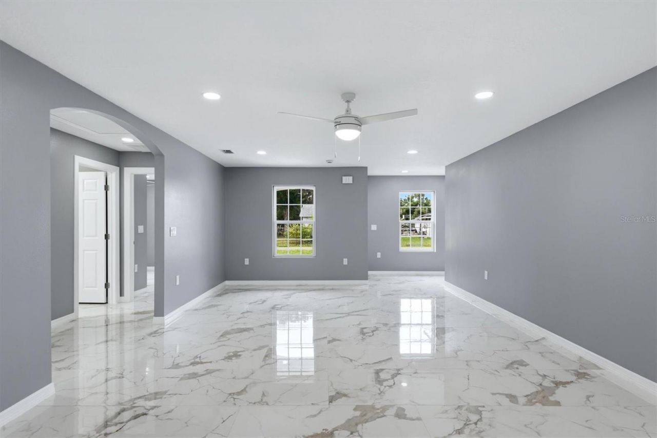 1615 31st Avenue E, Bradenton, FL 34208 Photo