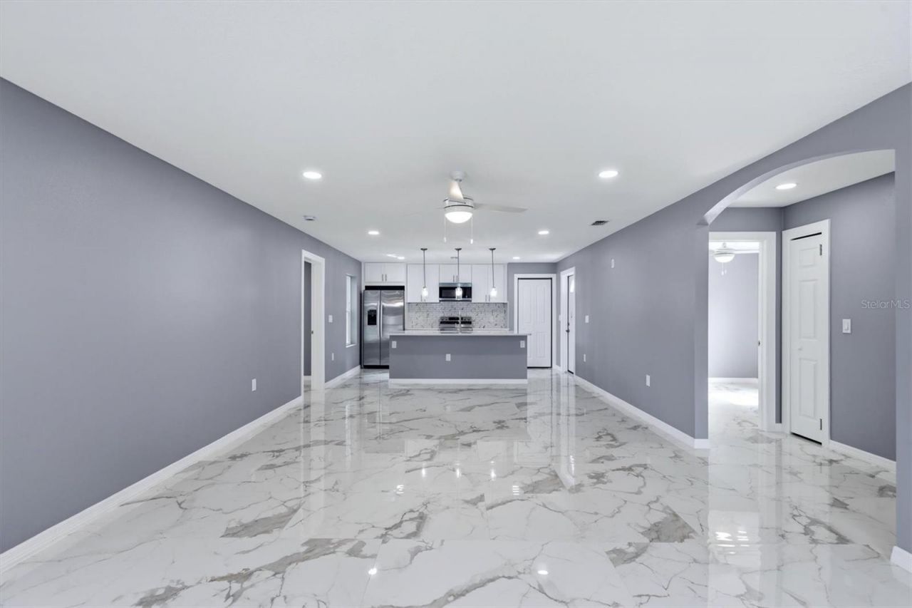 1615 31st Avenue E, Bradenton, FL 34208 Photo