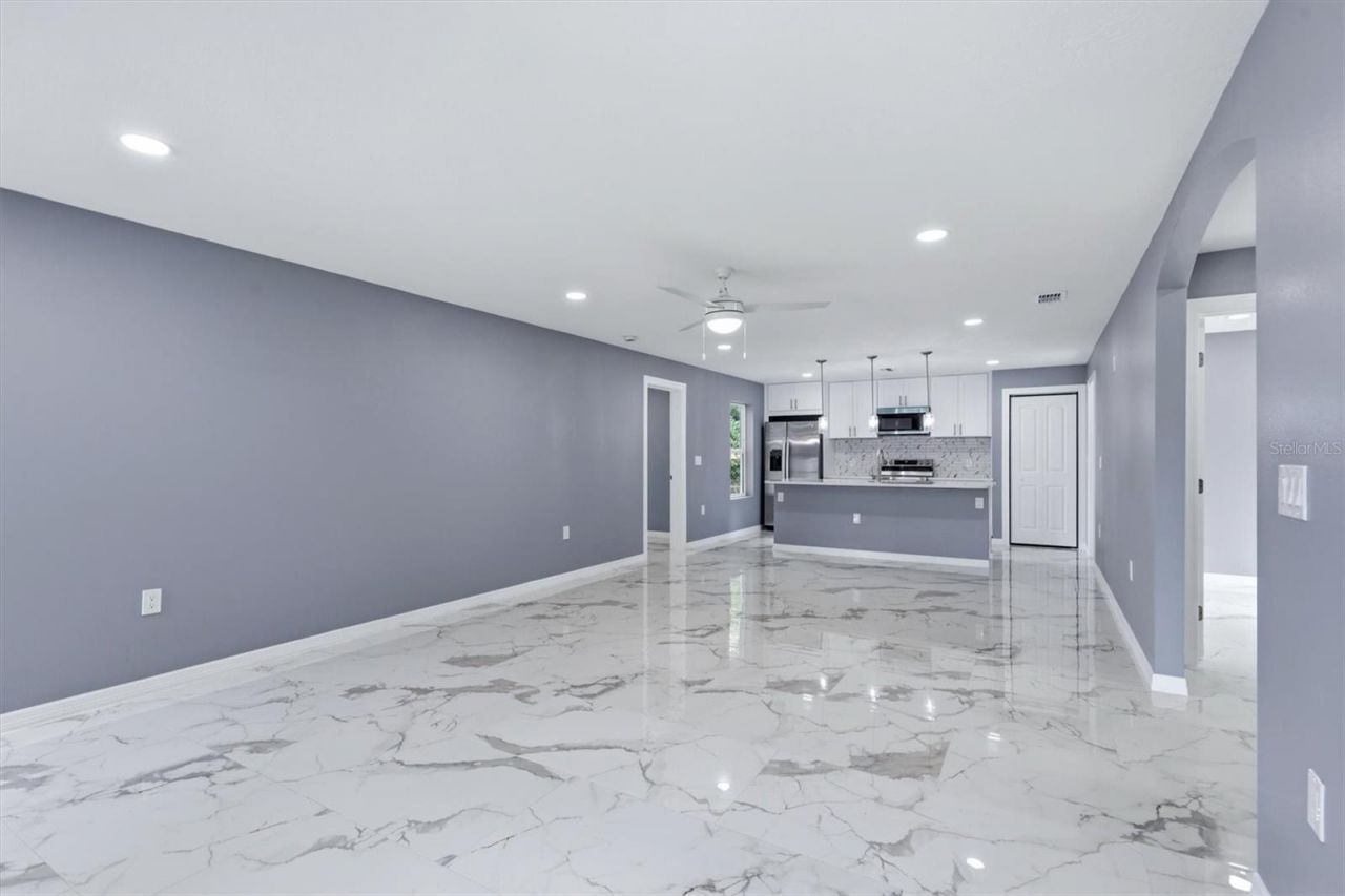 1615 31st Avenue E, Bradenton, FL 34208 Photo